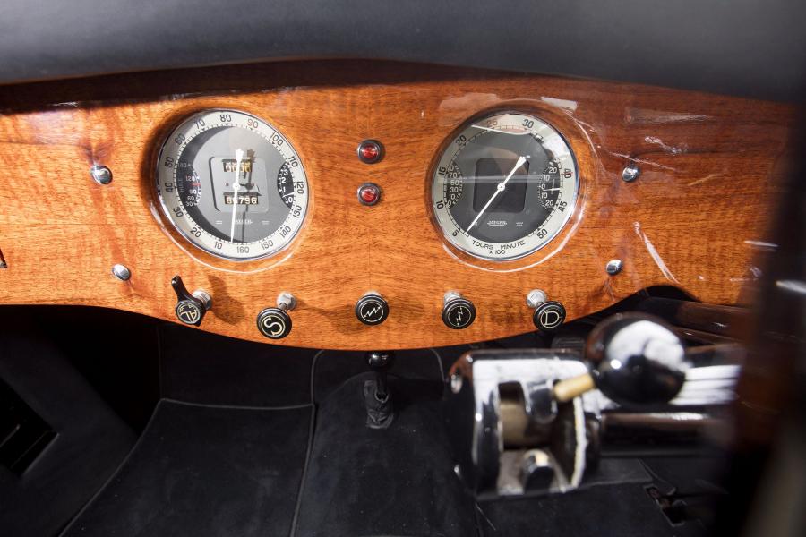 Панель приборов Delage D8 100 Coupe Chauffeur par Franay 1936 года  (фото 9 из 20)